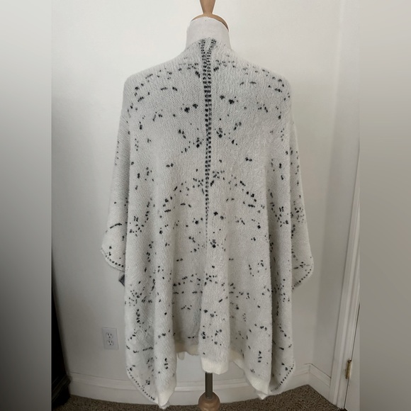 Roffe Accessories Kimono - One Size - Picture 4 of 5